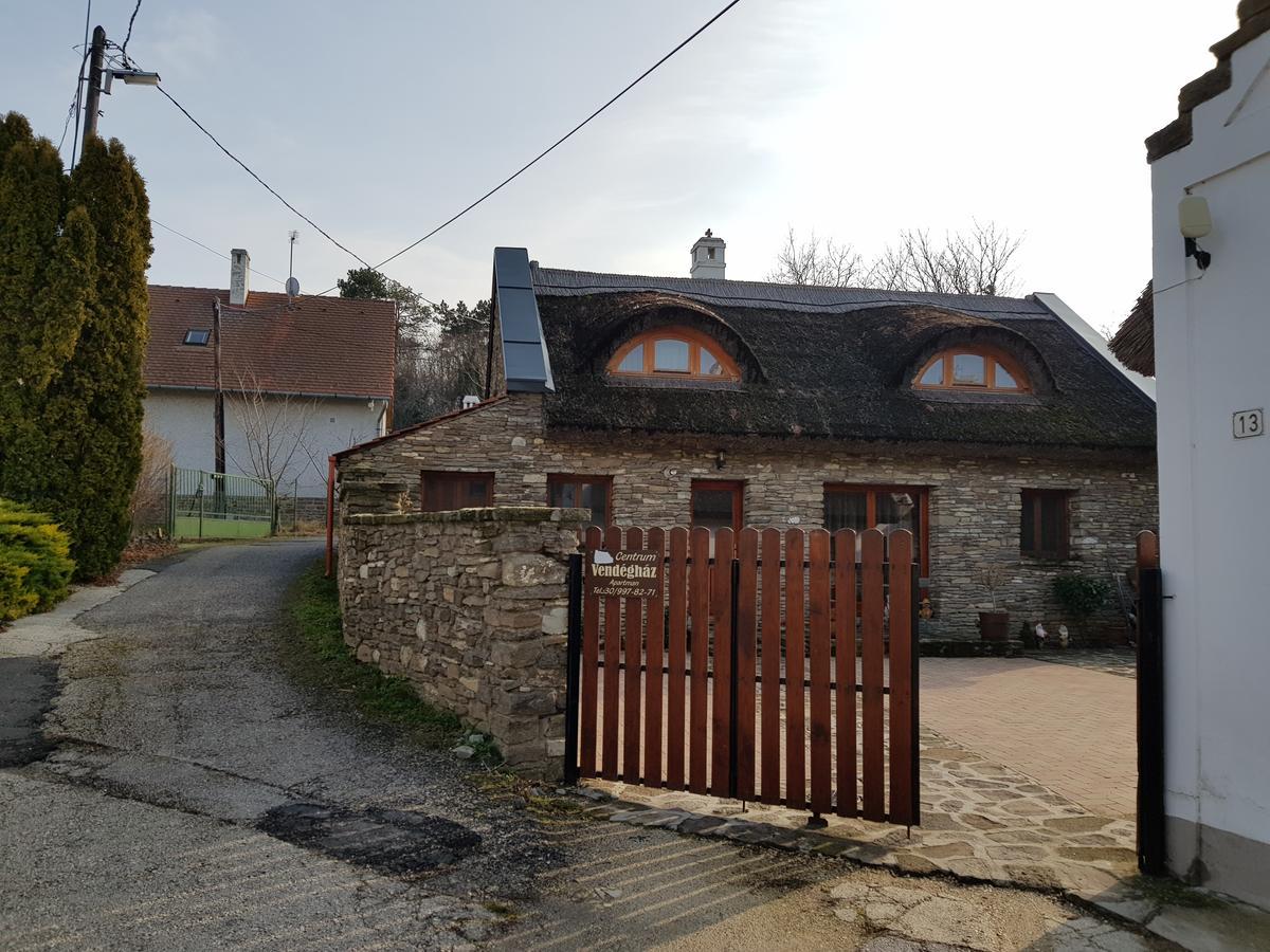 Centrum Vendeghaz Tihany Buitenkant foto